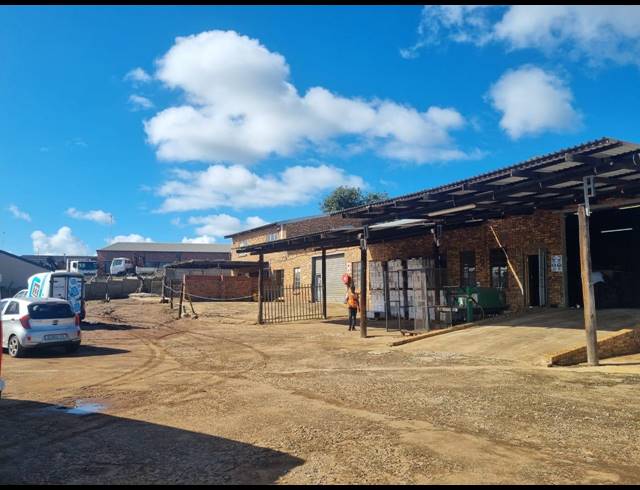 230M² BUSINESS FOR SALE IN KULEKA